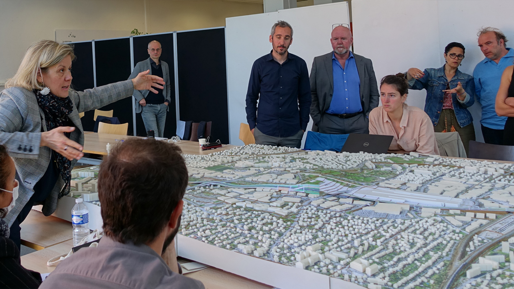 Illustration - Echanges actifs autour de la maquette