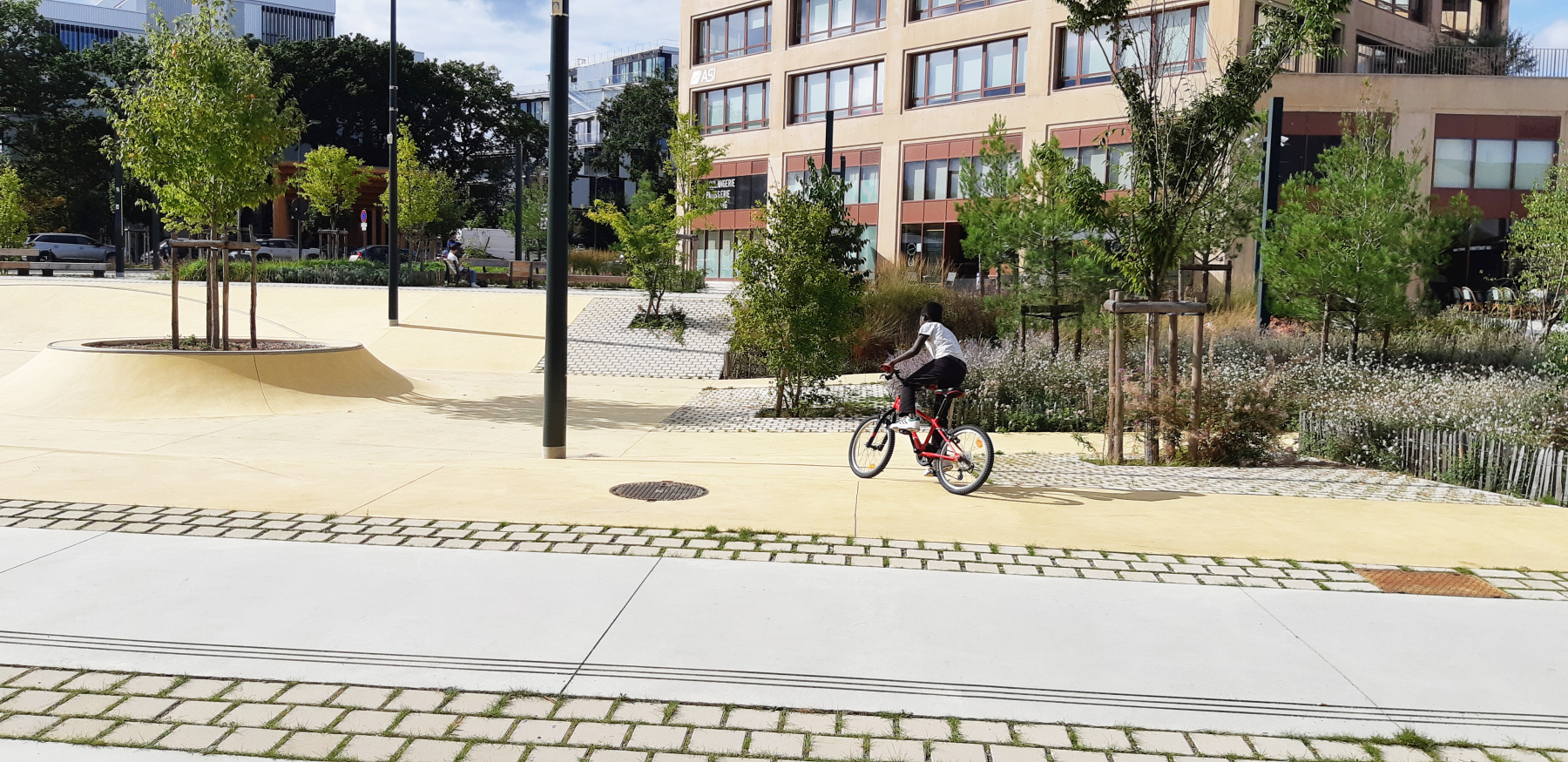 Illustration - Le skatepark de la place Viasilva, en septembre 2023