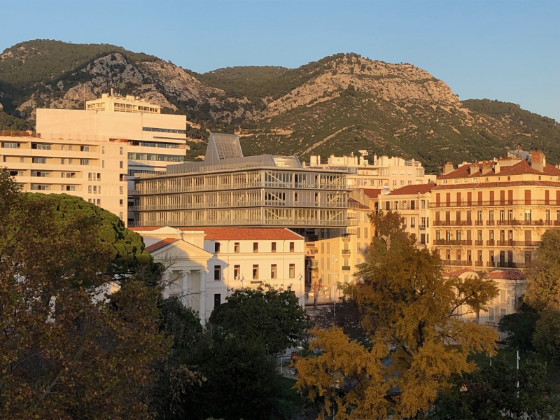 Illustration - Depuis le jardin Alexandre 1er