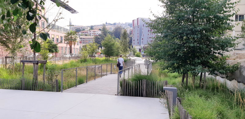 Illustration - Passerelle du jardin Robini