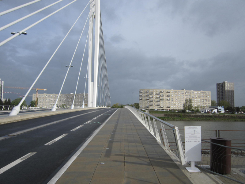 Illustration - Vue « avant » sur le pont Tabarly