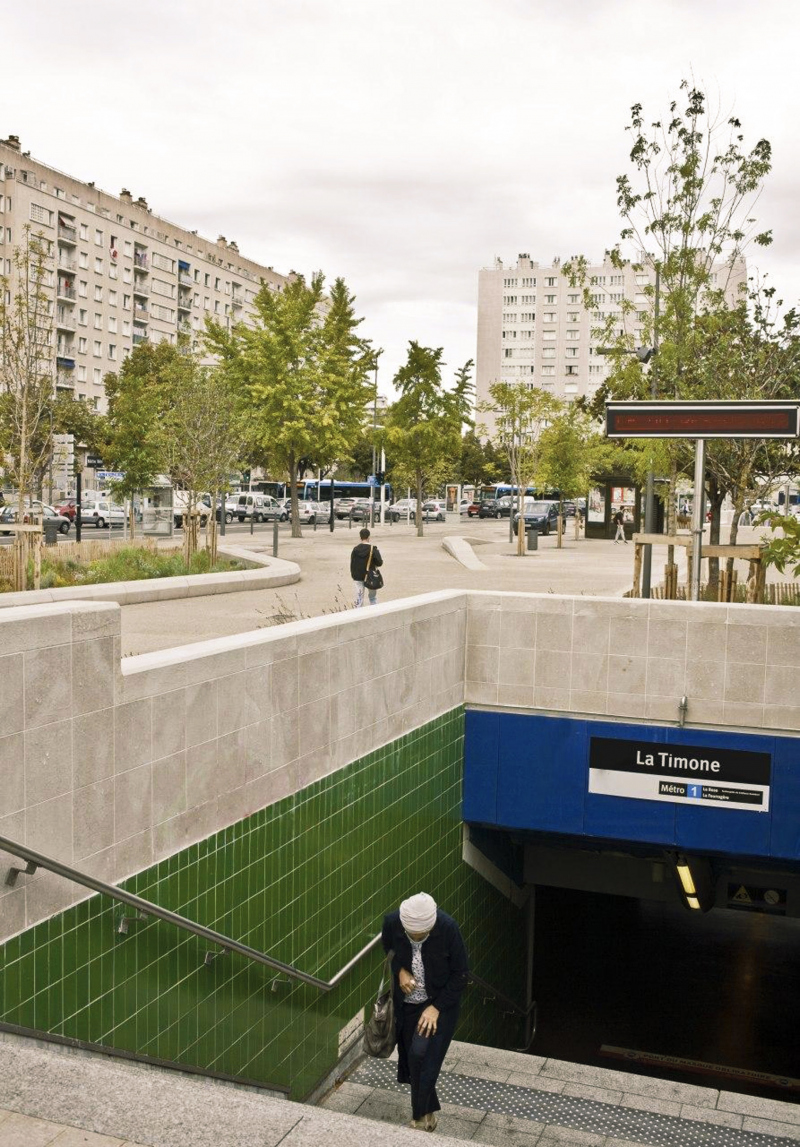 Illustration - Sortie du métro Timone