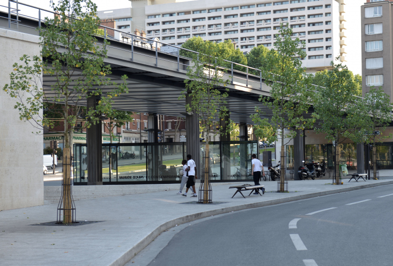 Illustration - Placette sous le passage de la petite ceinture