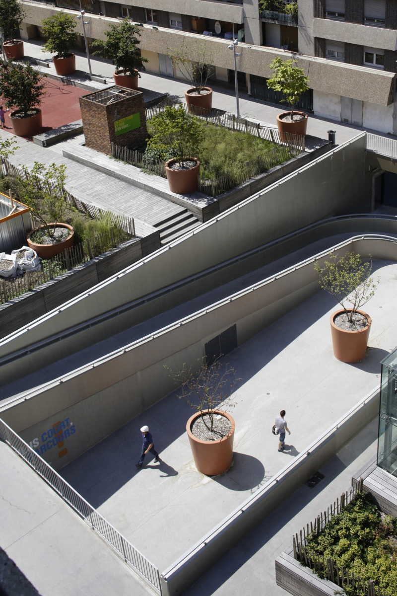 Illustration - Vue sur la rue basse